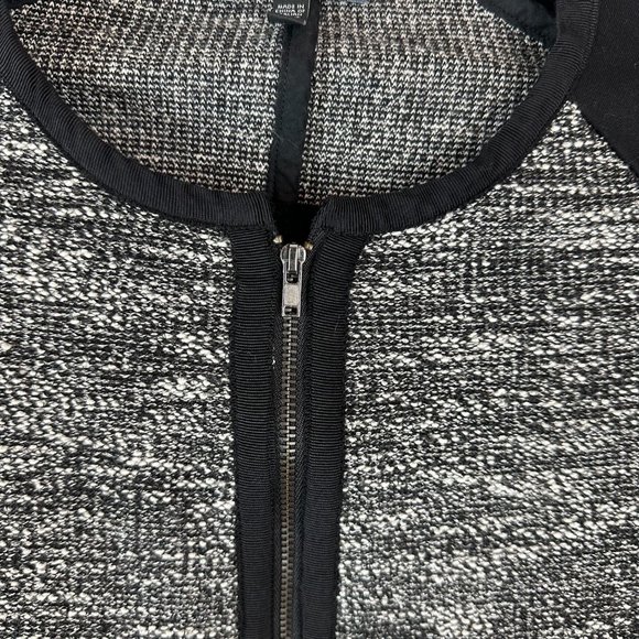 Eileen Fisher Black and Gray Zip up sweater size XS Cotton Blend - Picture 3 of 7